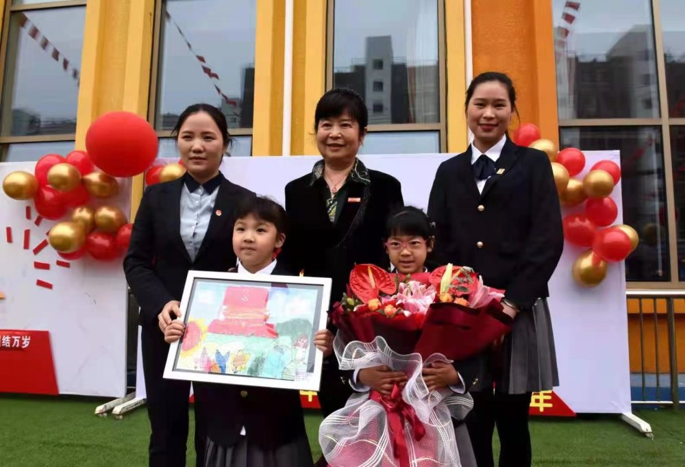 建党100周年幼儿园作品,建党100周年绘画小班 九龙蓝天国际幼儿园开展庆祝中国共产党建党100周年系列活动