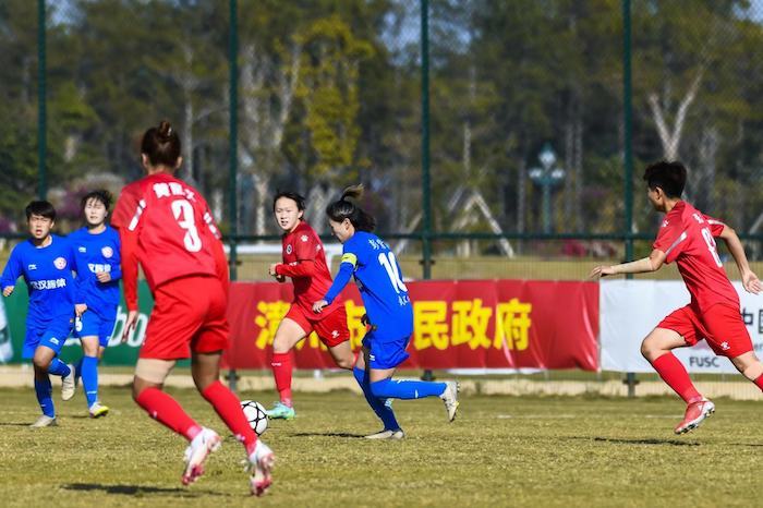 海南琼中女足冲甲成功