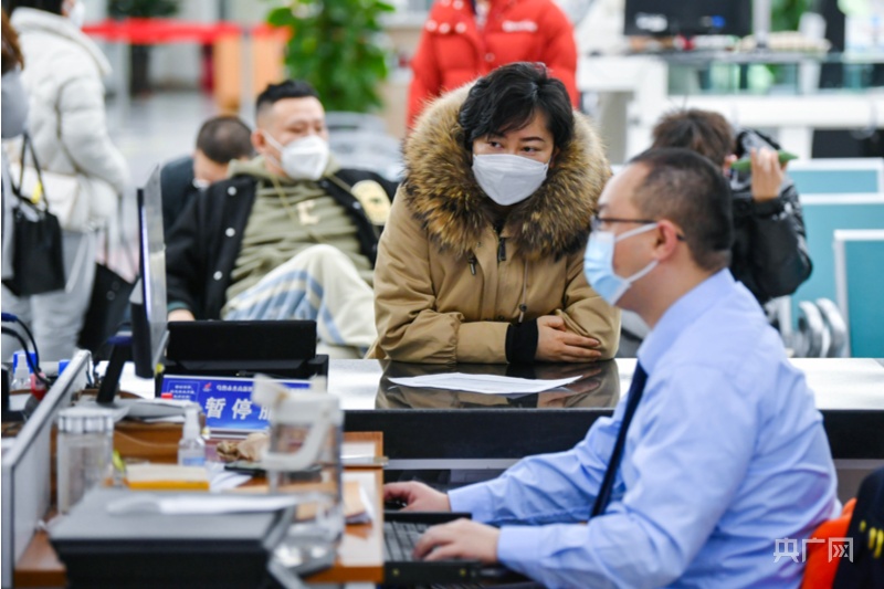 乌鲁木齐高新区新市区政务服务中心恢复线下业务办理服