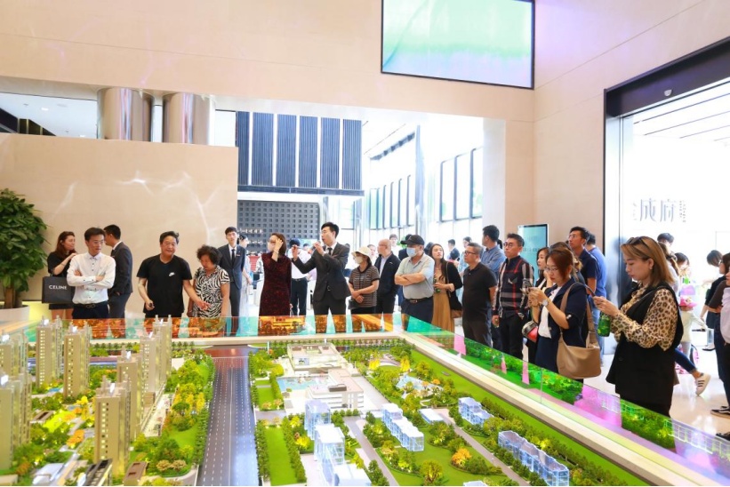 (活动图,金成府供图,央广网发)上午9点30分,金成府营销体验中心"揭面"