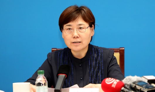 中国人民大学附属中学校长刘小惠答记者问(图片来源:教育部网站)