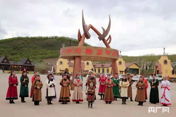 走进乡村看小康探访鄂伦春旗多布库尔猎民村