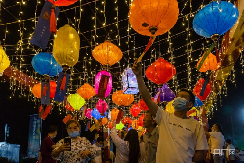 苏州市黄埭镇:冯梦龙中秋灯会开幕