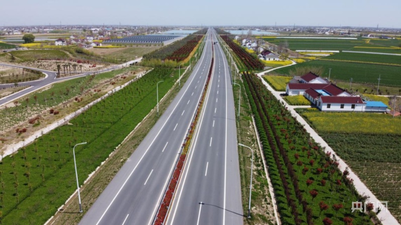 344国道(央广网发 叶海慧摄)交通运输管理部门加强交通指挥中心平台