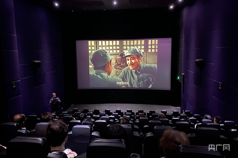 电影资料馆联合完成的首部黑白转彩色4k修复故事片《永不消逝的电波》