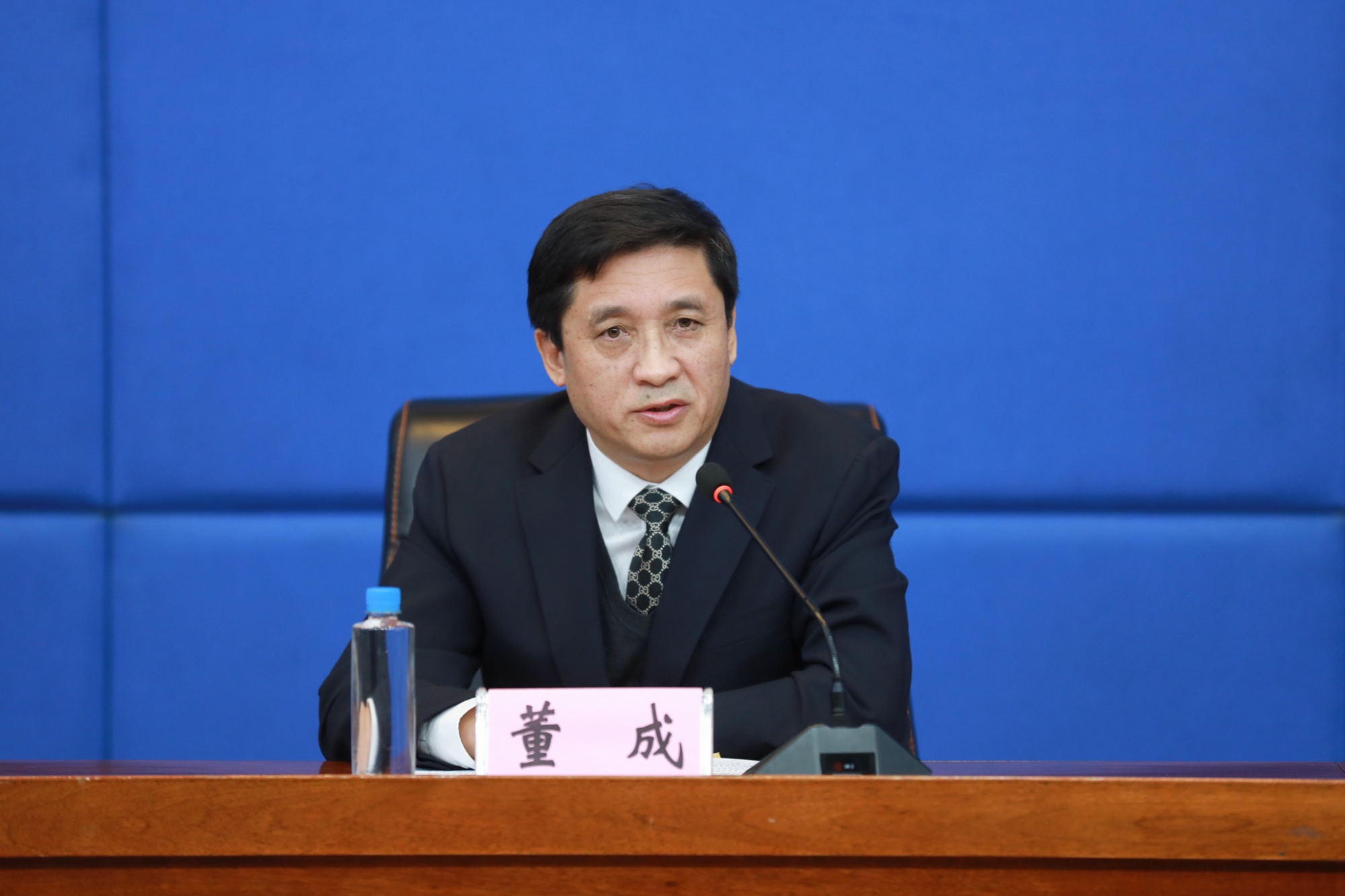 黑龙江省教育厅副厅长董成介绍相关情况.石启立 摄