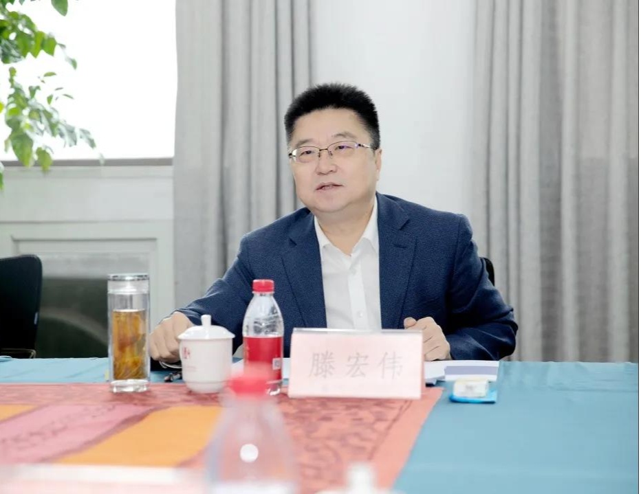 滕宏伟陶世祥调研辖区学校"民转公"情况