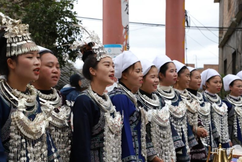 贵州三都:水族同胞欢度端节
