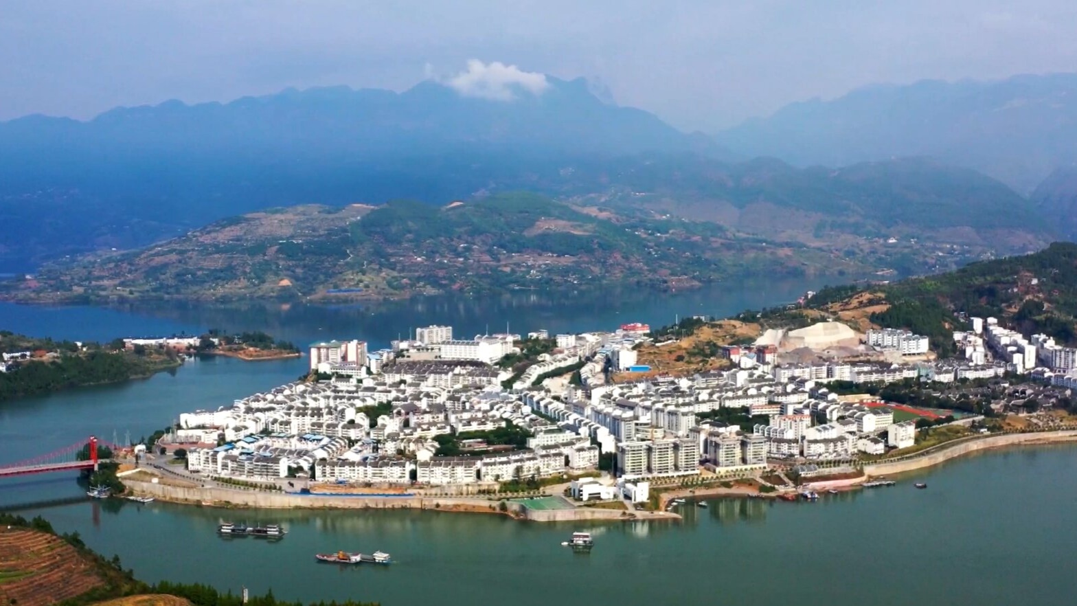 重庆大昌湖国家湿地公园又现平湖美景_央广网