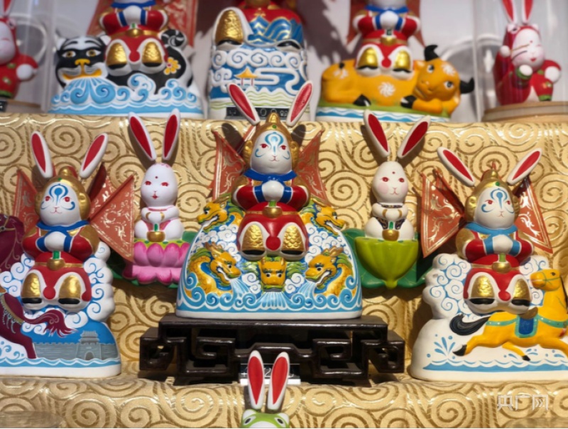 泉城"兔子王":用泥塑诠释泉水文化