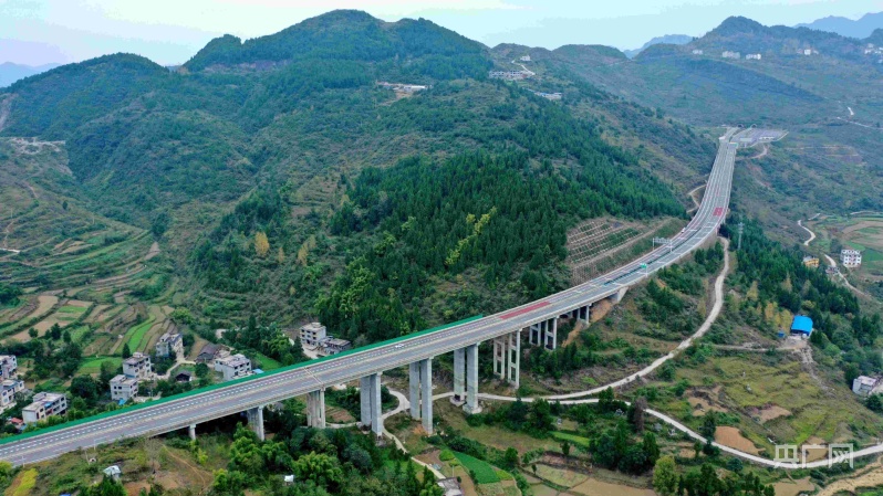 贵州省德务高速全线建成通车