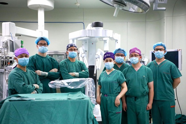 江苏省肿瘤医院联手机器人 为扁桃体癌患者免除切骨之痛