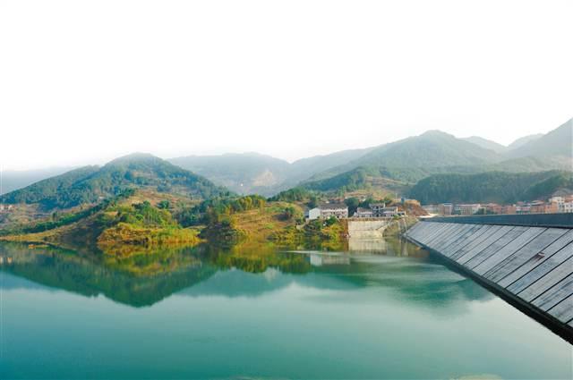 重庆生态水库将启动巨鱼冬捕单条最重近百斤