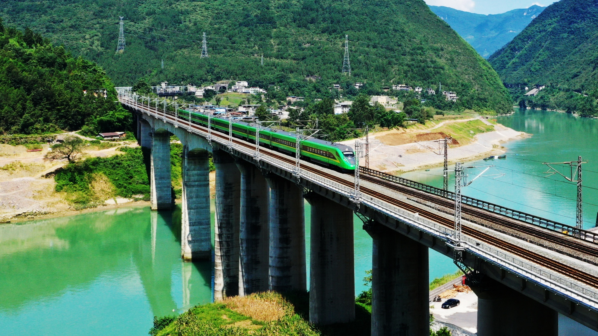 重慶頻道 焦點圖近年來,彭水大力推進交通建設