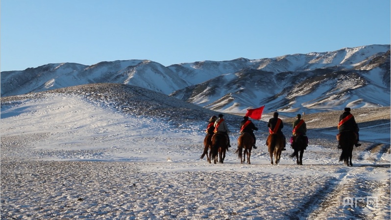 巴尔鲁克山下的马背宣讲队