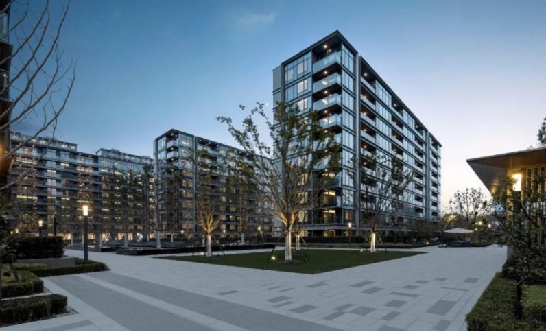 绿城凤起潮鸣交付东部新城由此多了一个城市符号