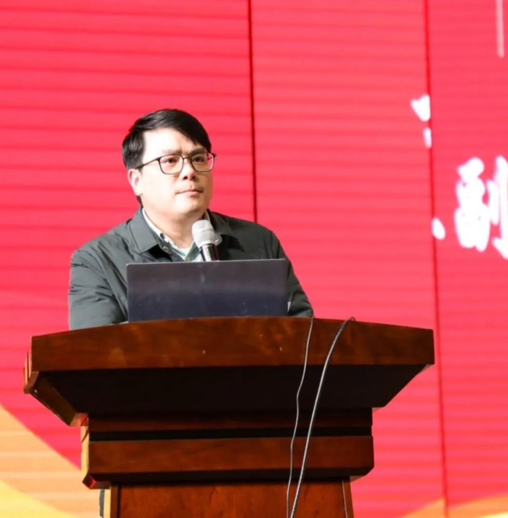 书记,校长唐宏宇对此次活动做了指导,重庆市第一实验中学校顾问杨祖旺