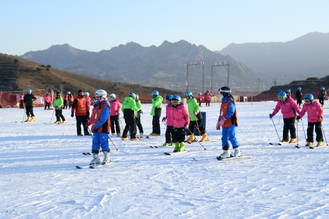 20212022雪季廊坊市小学生滑雪冬令营活动圆满落幕(图6)