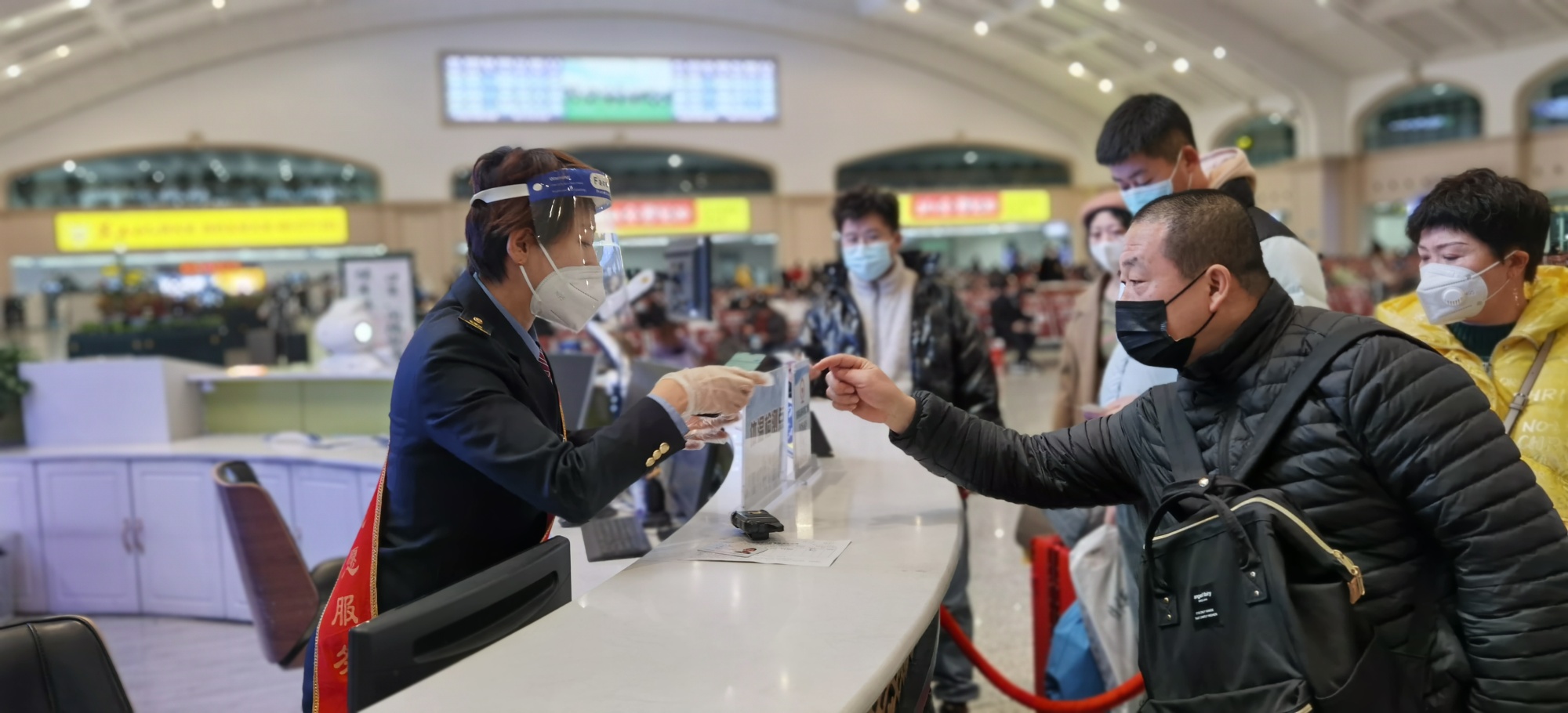 7次,齐齐哈尔至合肥t244/1t242/1次,哈尔滨西至重庆k1062/3k1064/次 