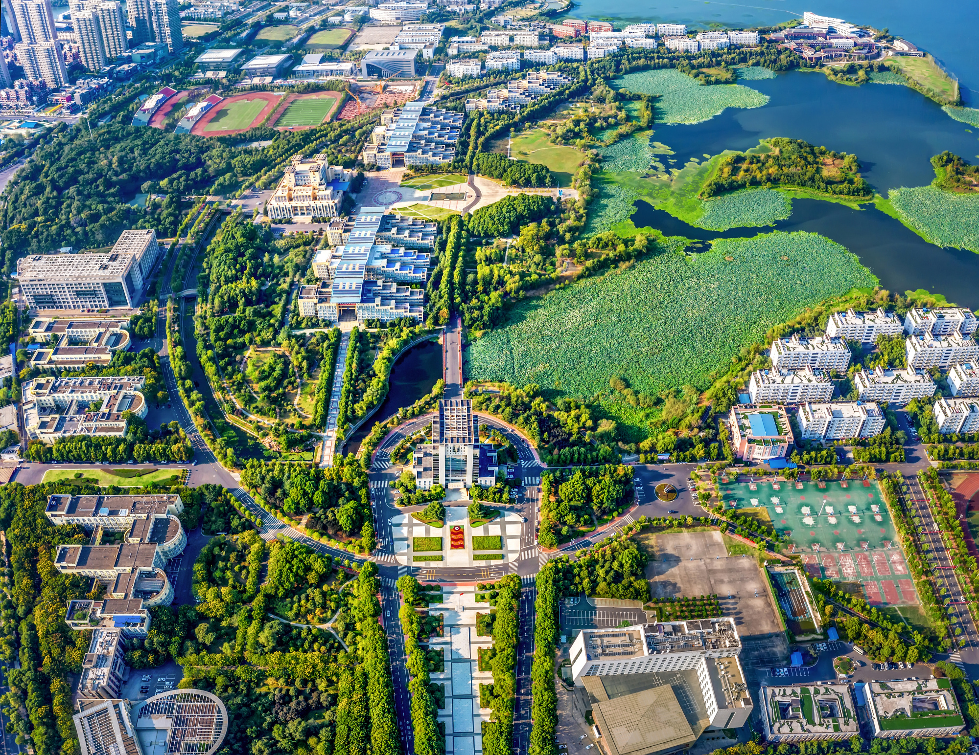 江汉大学