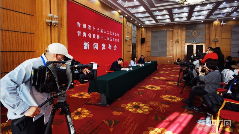 张海东 摄)根据大会秘书处的决议决定,青海省政协十二届五次会议将于1