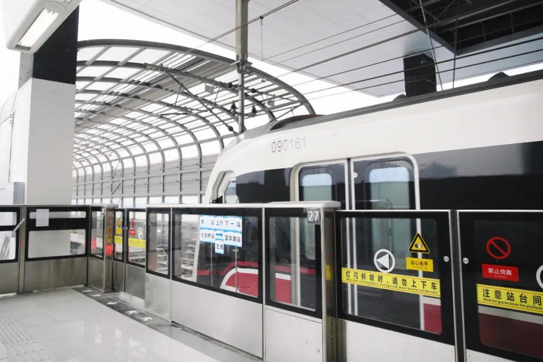 本次计划开通23座车站:高滩岩站,天梨路站,沙坪坝站,小龙坎站,土湾站