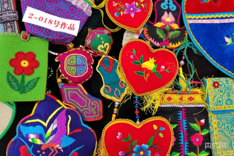 金年会|美国ceranetwork超清免费|新疆博湖：特色旅游纪念品受追捧