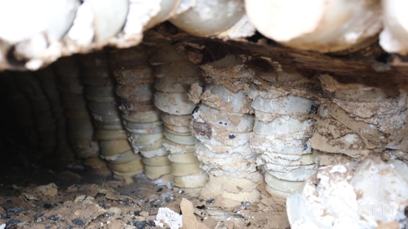 贵州织金县发现一清朝时期碗葬墓穴