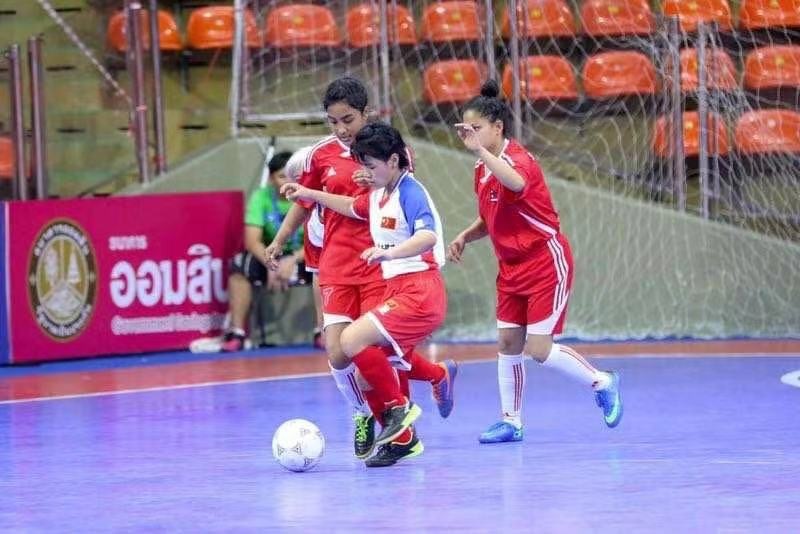 成都男足大胜德阳渝超联赛-重庆城市足球联赛赛程-直播比分入口队揭开四川三大球城市联赛序幕——全面聚焦三大球项目的蓬勃发展