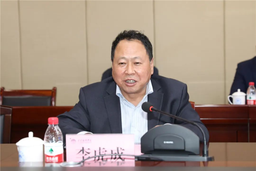 西安市长安区副区长元伟东到西安翻译学院调研指导工作