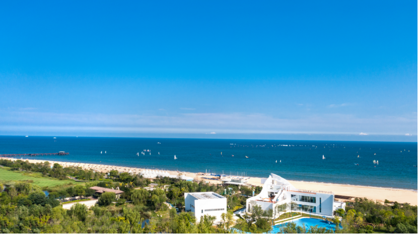 华北首家全海景万豪度假酒店启幕就在远洋蔚蓝