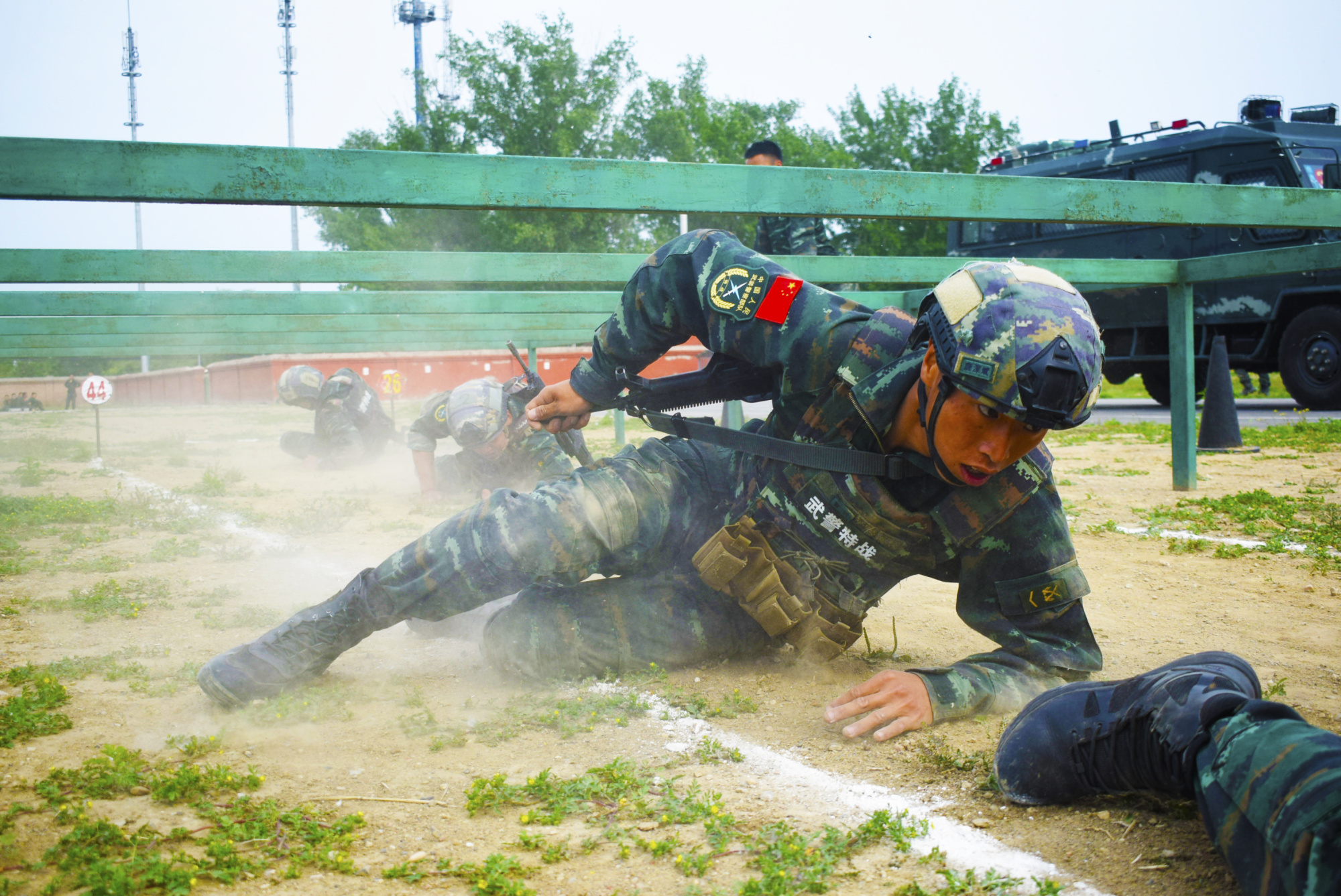 利刃出鞘直擊武警特戰隊員單兵綜合訓練現場