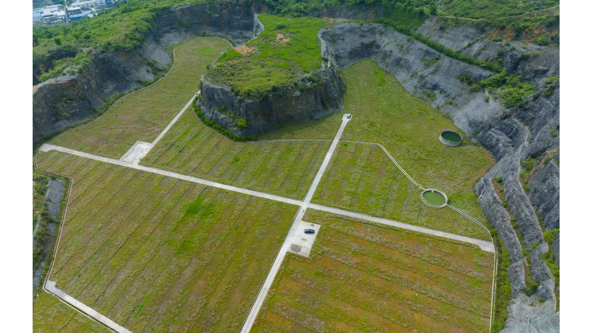 乡村振兴看重庆巴南废弃矿坑变身靓丽花海