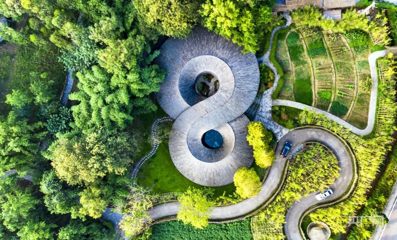 國家重點文物保護單位紫竹遺址,芒城遺址與千年罨畫池共同組成了淵遠