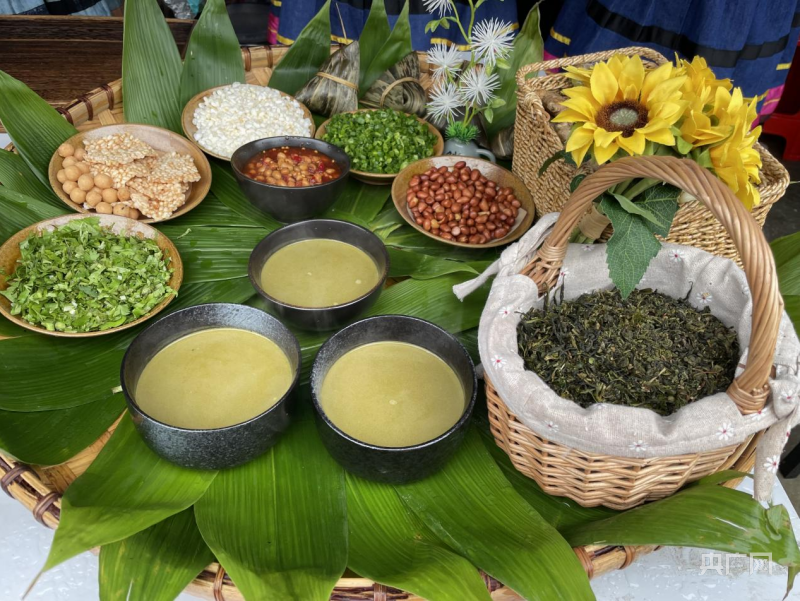 广西南丹茶香四溢迎宾来名优产品助发展