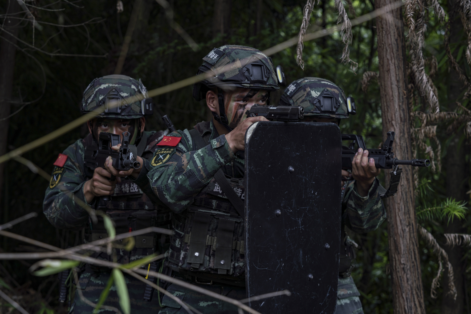 福建南平:武警特战官兵开展实战化训练