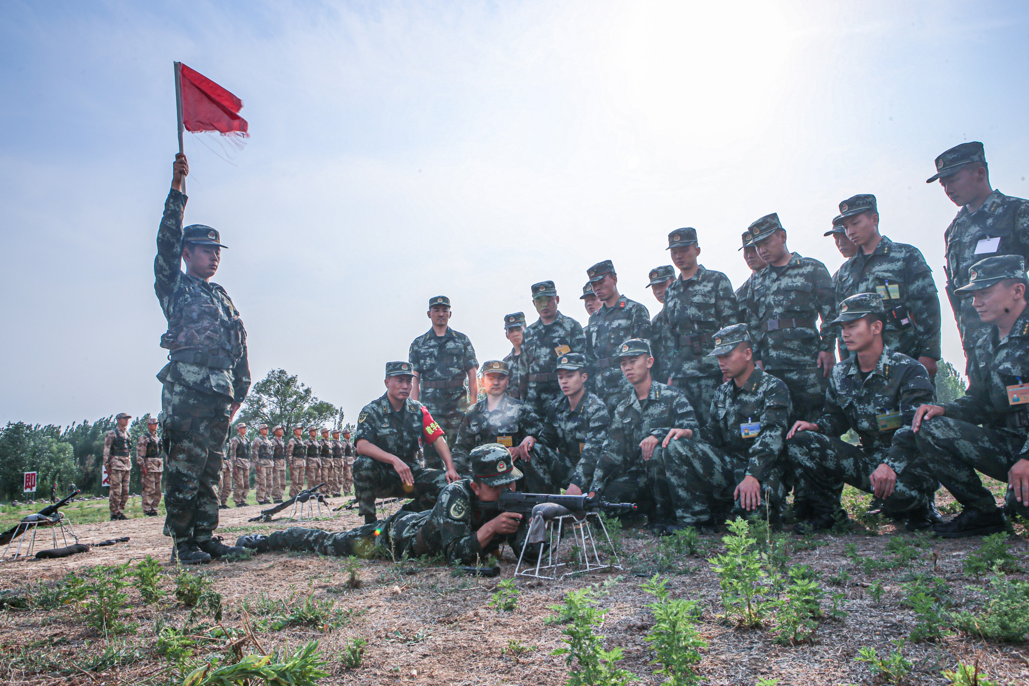 武警天津总队新兵团开展射击预习训练