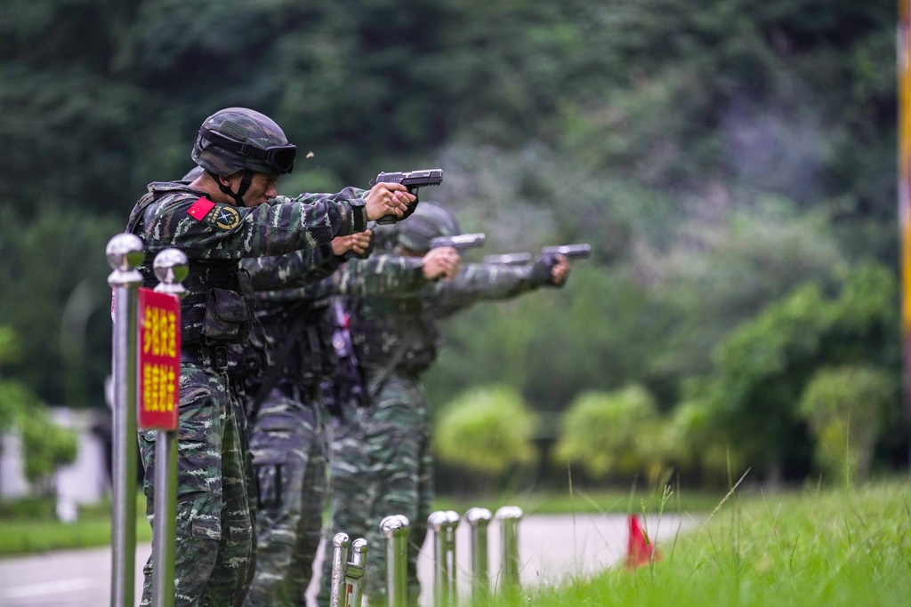 广东武警特战队图片