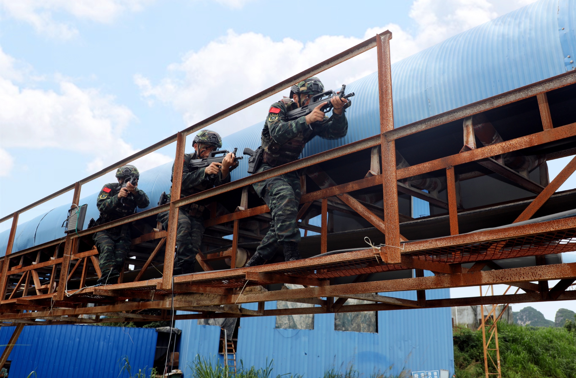 武警广西总队南宁支队开展实战化训练