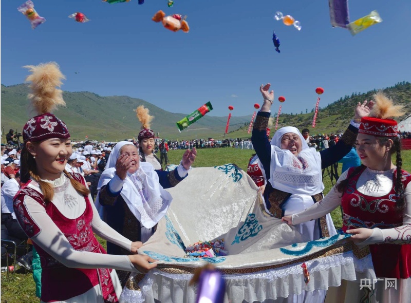 新疆喀纳斯文明旅游周举动落幕