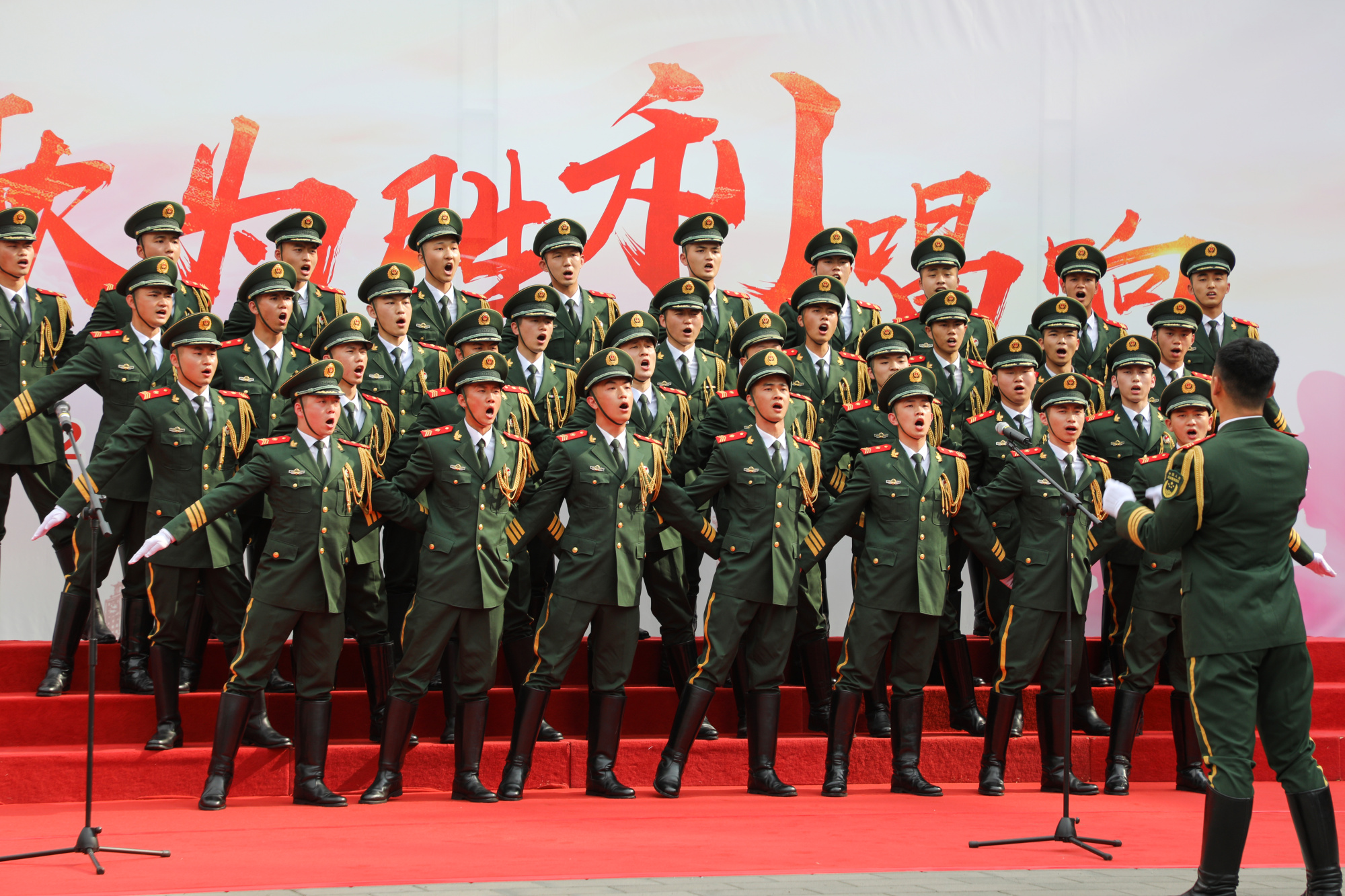 武警北京总队执勤第三支队举办庆七一主题歌咏比赛