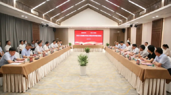 江苏省苏北人民医院与扬州经济技术开发区签订合作共建协议
