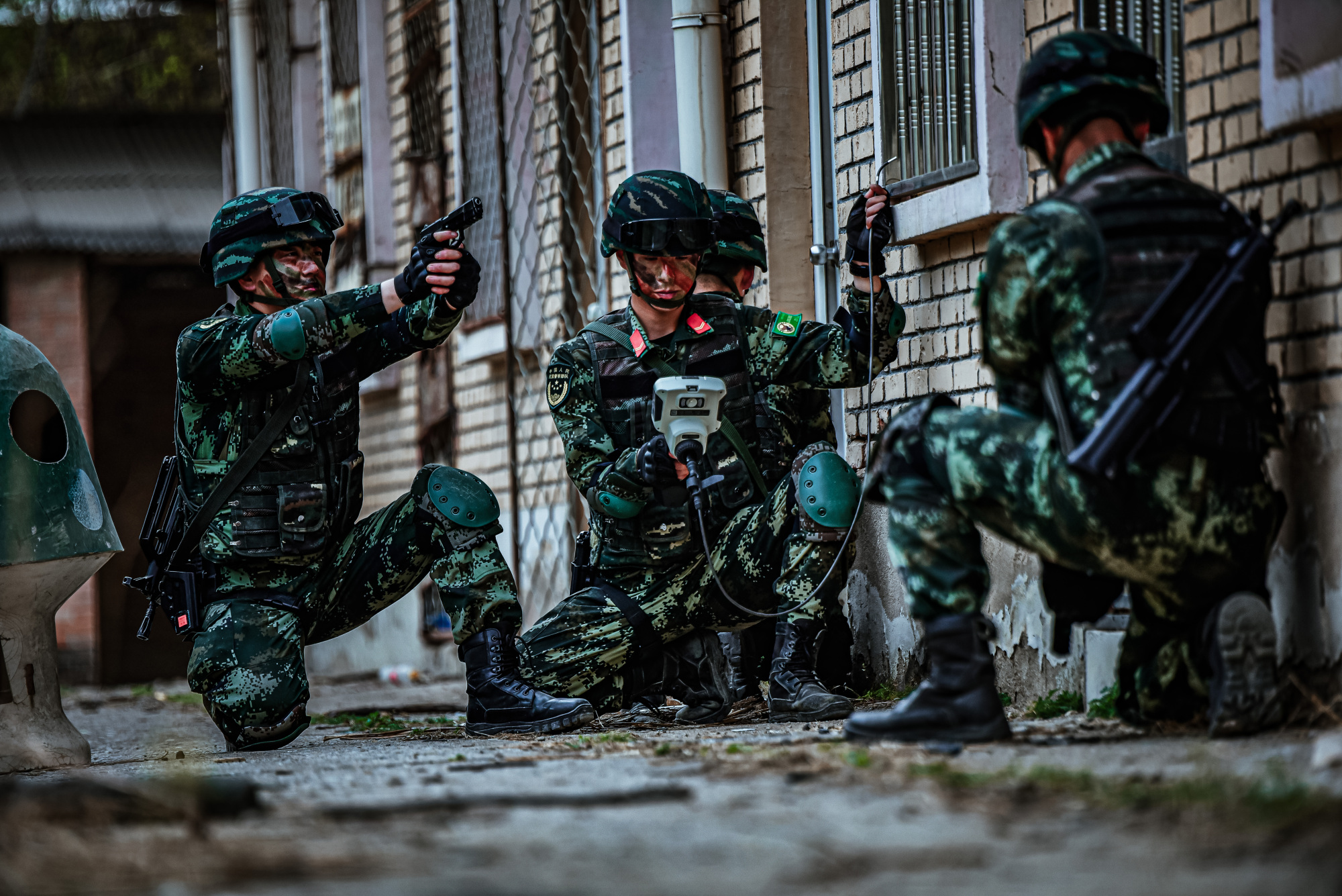 武警总队机动支队图片