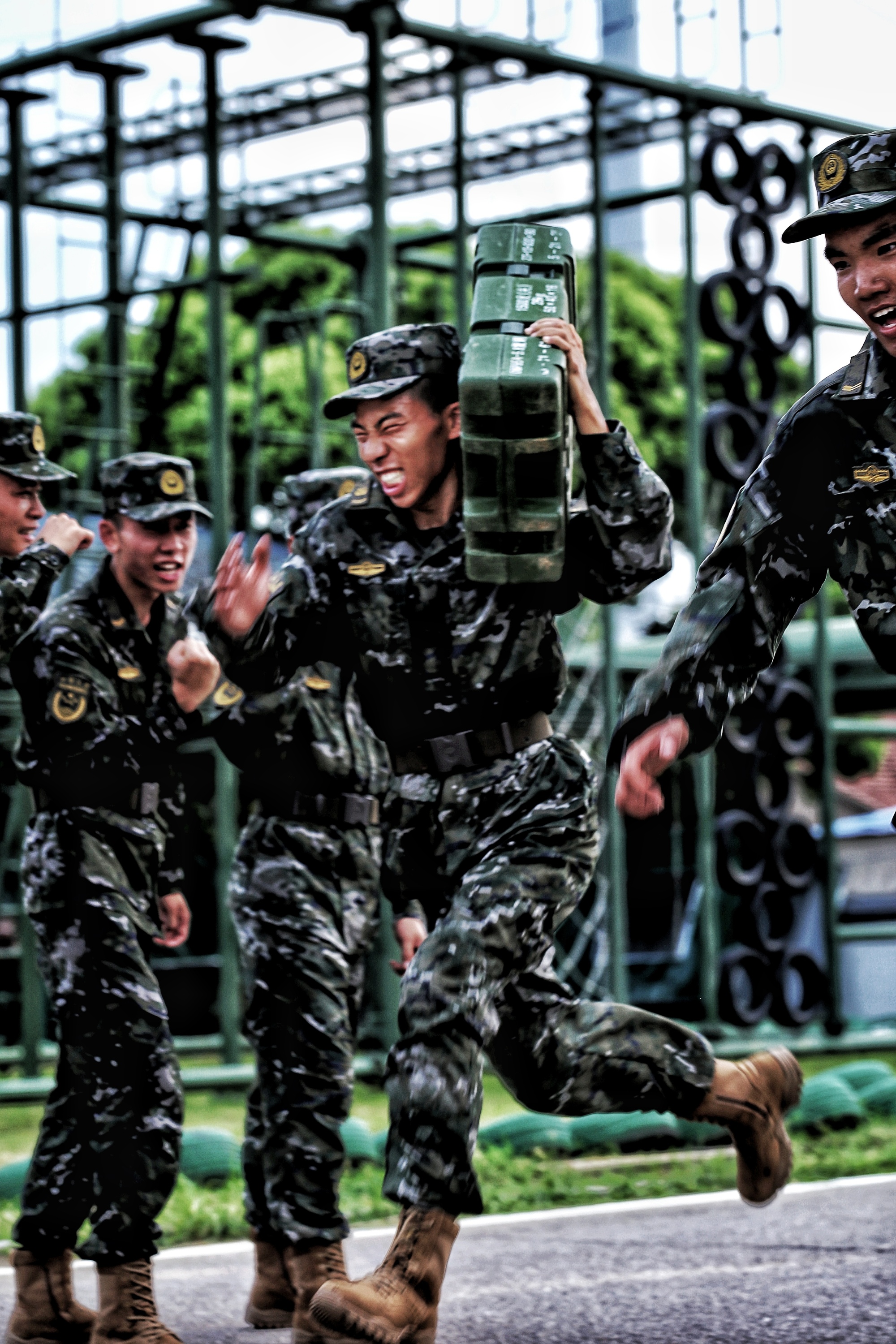 安徽蚌埠武警官兵开展大练兵活动