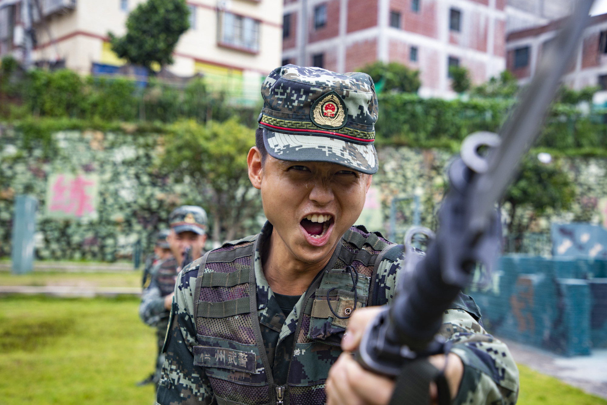 武警广西总队梧州支队开展夏季大练兵活动_央广网