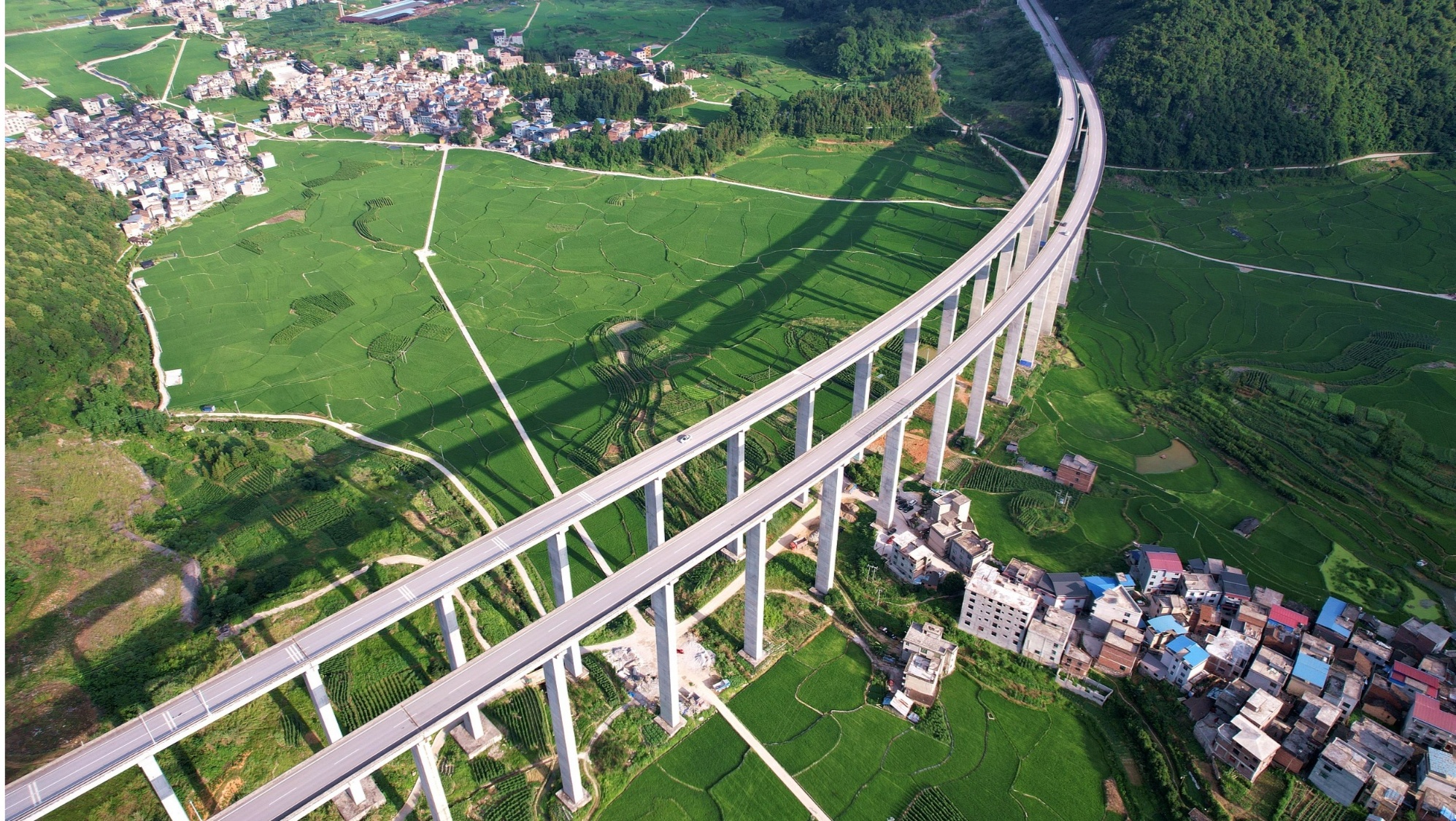 深入解读新版国家公路网规划对稳经济大盘或将产生积极作用