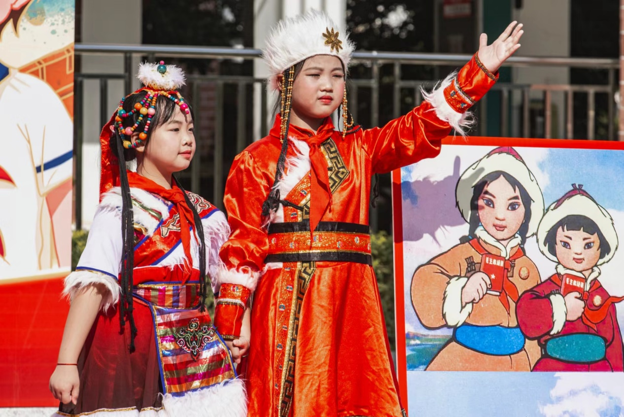 广西南宁开学典礼活动_南宁市第二幼儿园图片_南宁市中小学开学第一课