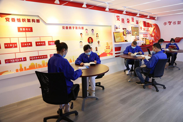 盐城滨海沿海工业园"彩虹党建"引领企业提质发展_央广网