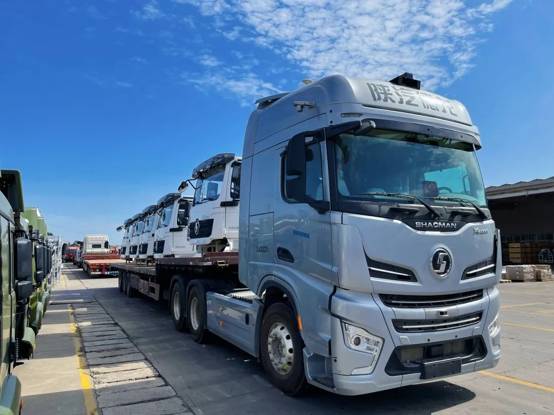 第一台基于人工智能的l3级无人驾驶货运卡车——德龙x6000  4x2牵引车