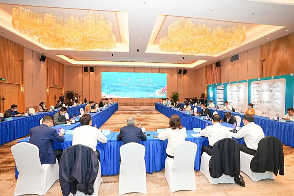 昆山旅游度假区召开东方湖区项目策划咨询会_央广网